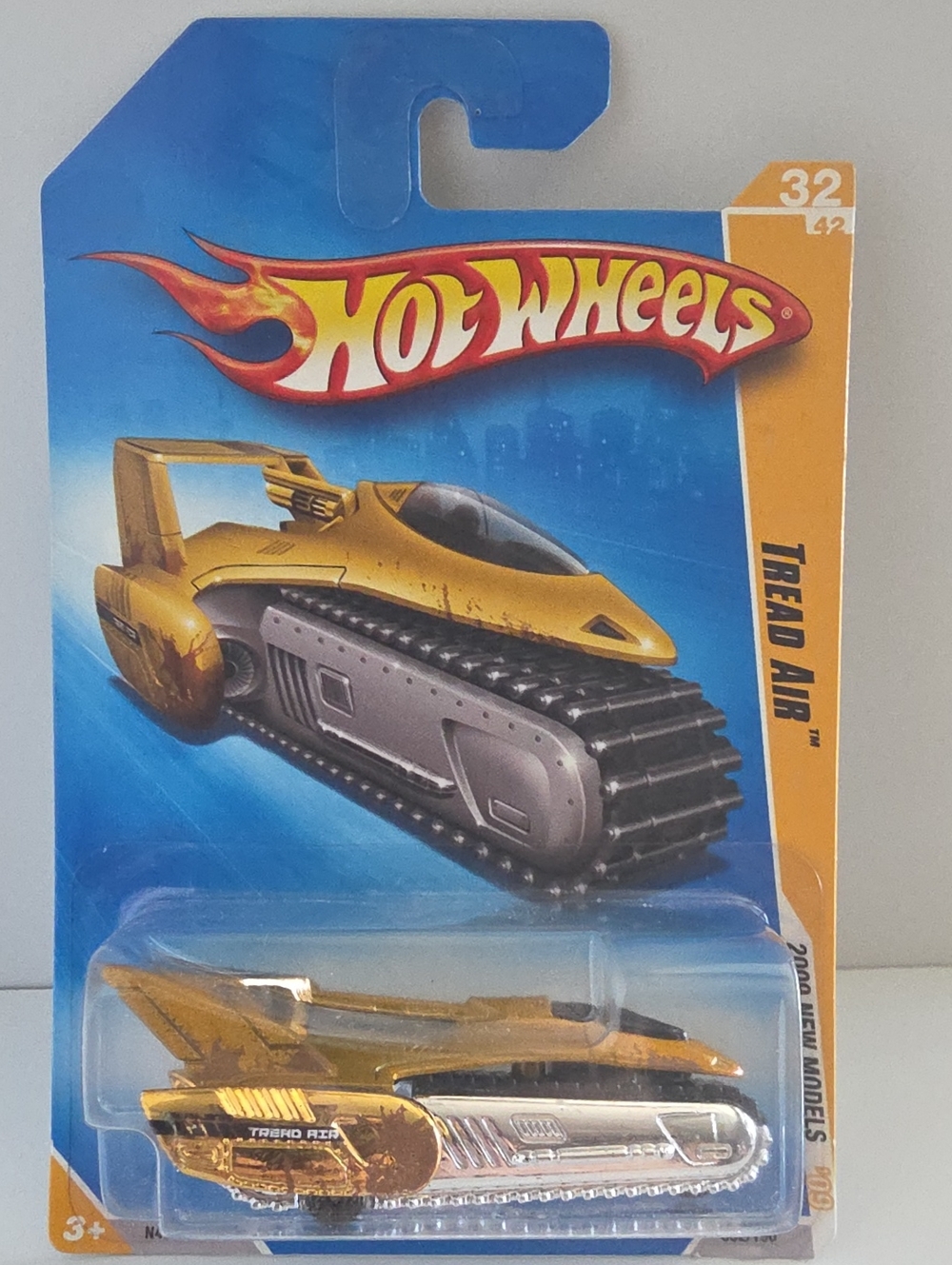 Hot Wheels 2009 New Models Tread Air 32/42 Diecast Car New-Unopened